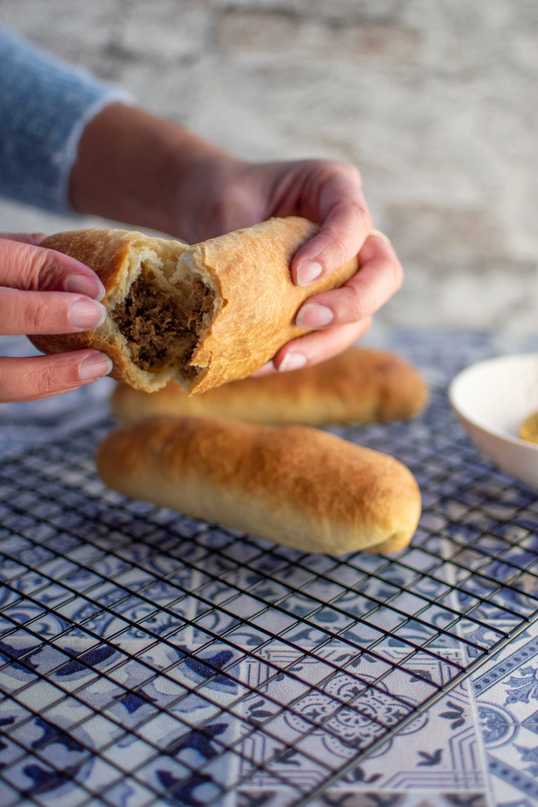 vegetarische worstenbroodjes binnenkant