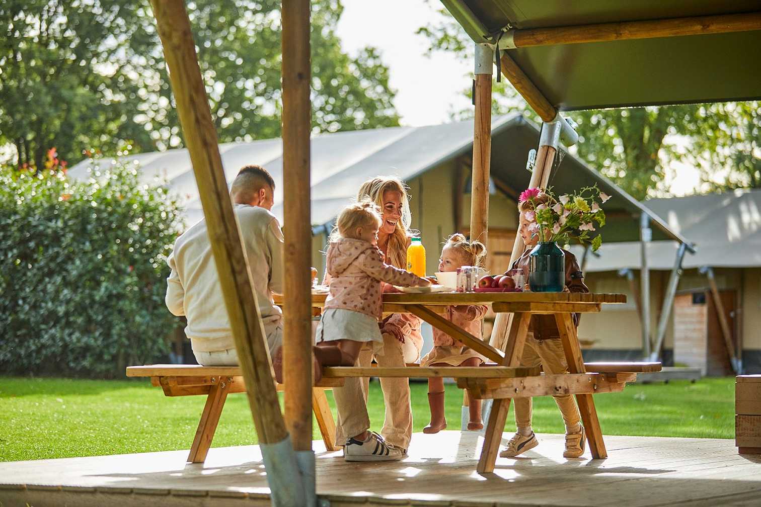 Glamping Tent (12)